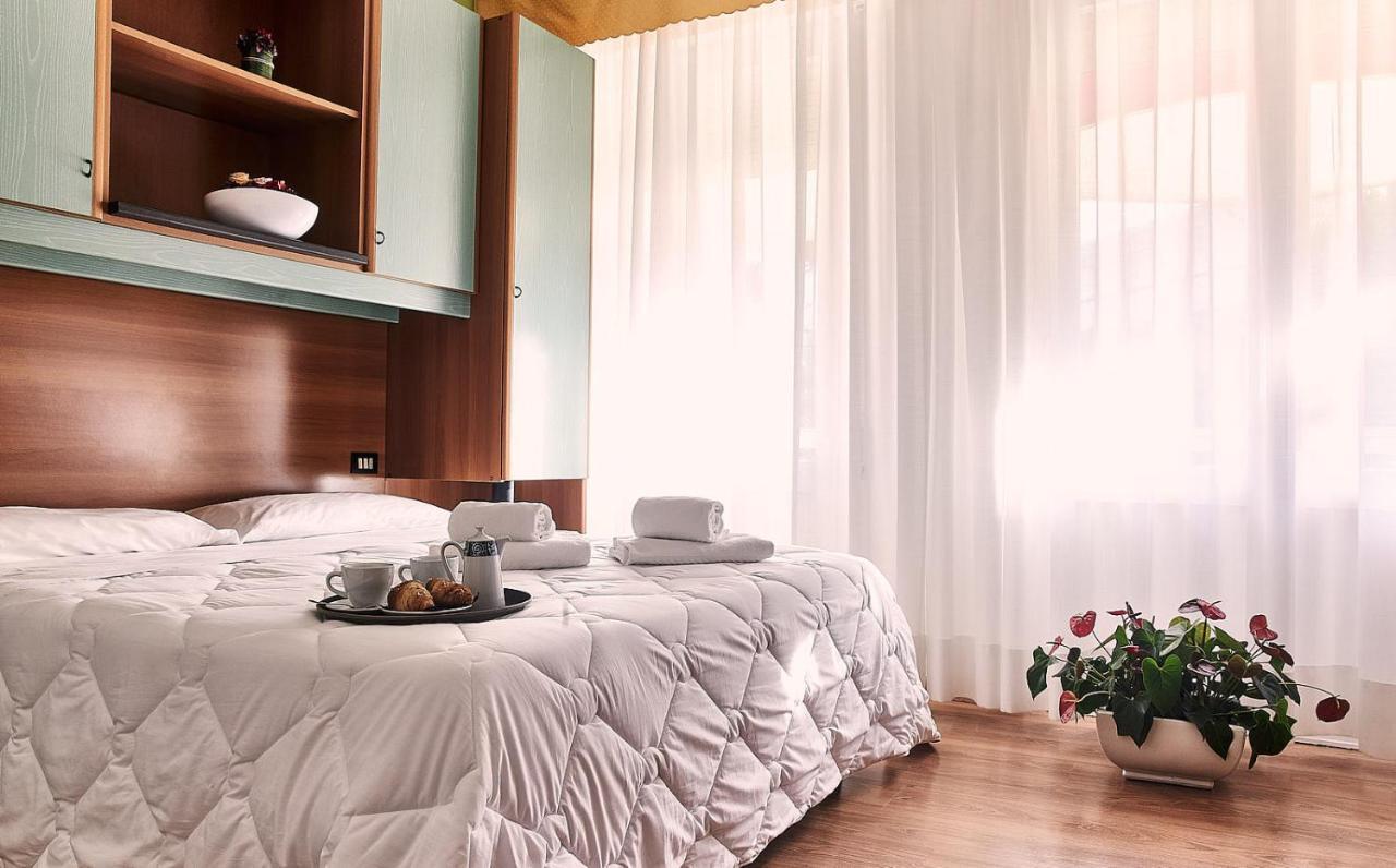 Hotel Villa Roma Caorle Exterior photo